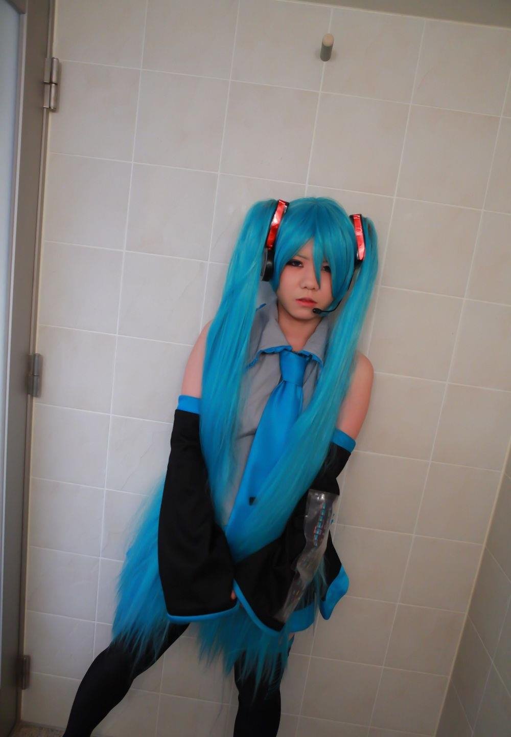 �и��߳�XXXXX�и�