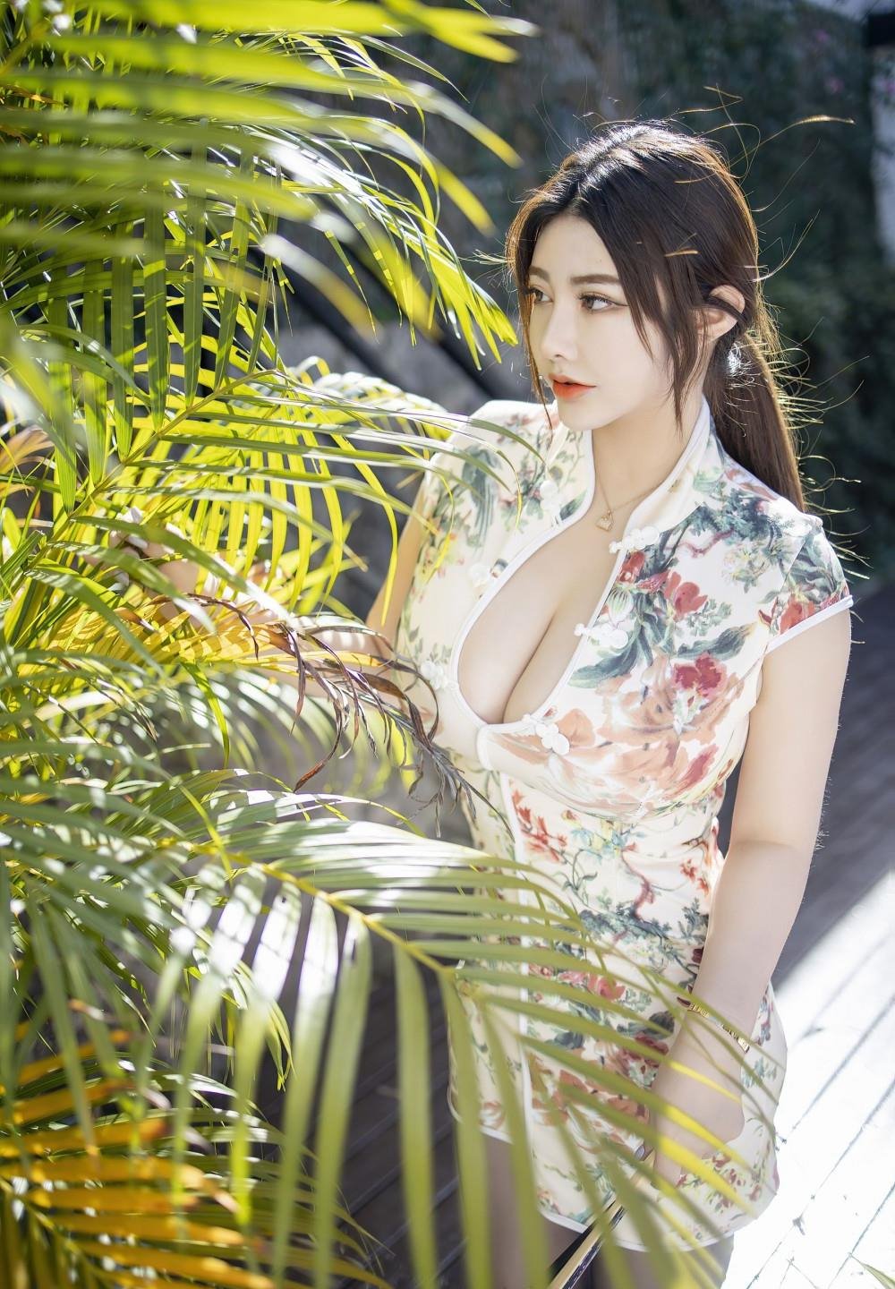 �װ�����ʦ��ѹۿ����������