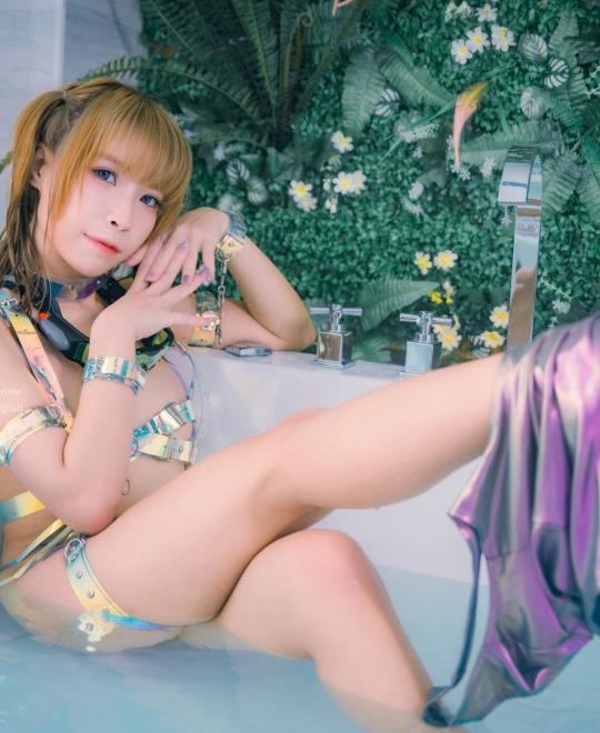 ����˦��